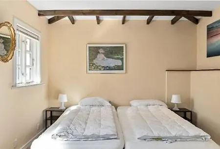 Swedish Timber House Overlooking Arreso Helsinge