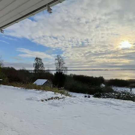 Swedish Timber House Overlooking Arreso Ferienhaus Helsinge